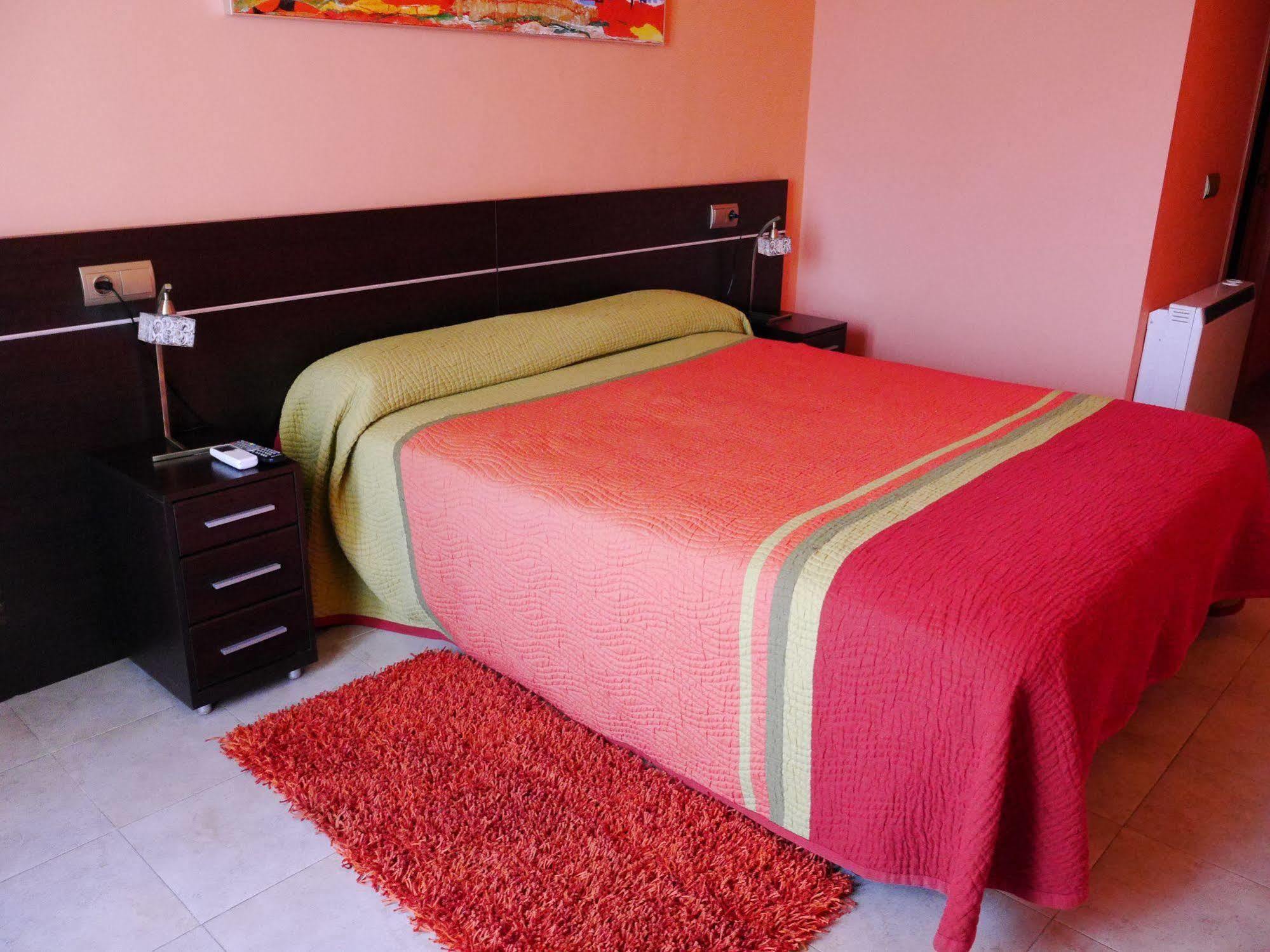 Hostal Bavieca メディナセリ エクステリア 写真