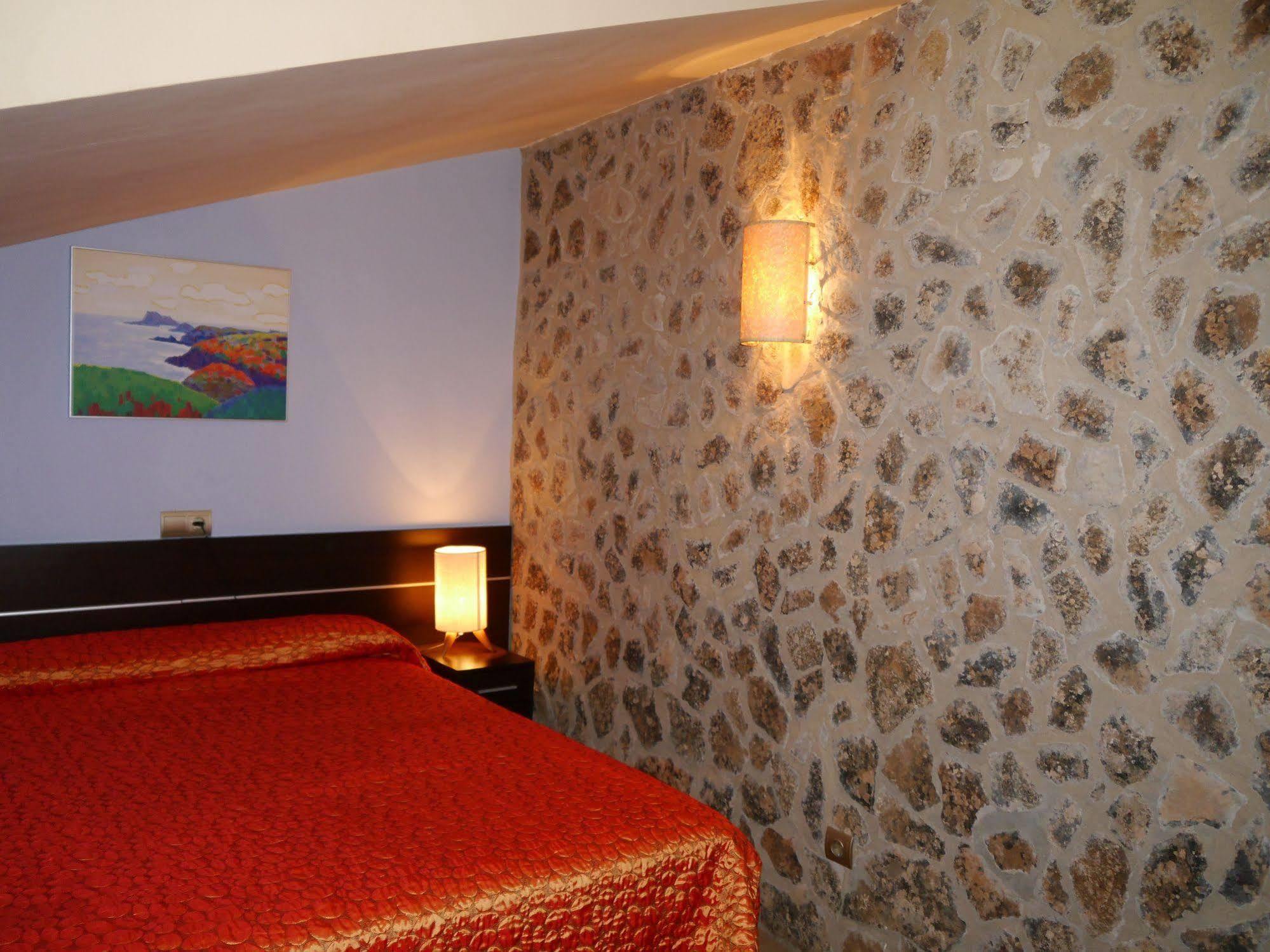 Hostal Bavieca メディナセリ エクステリア 写真